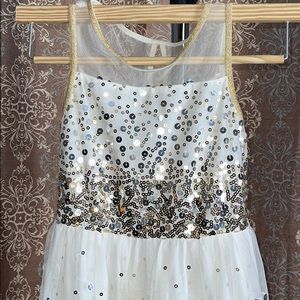 GUC Special Speechless Dress Ivory White/Gold Sz 8